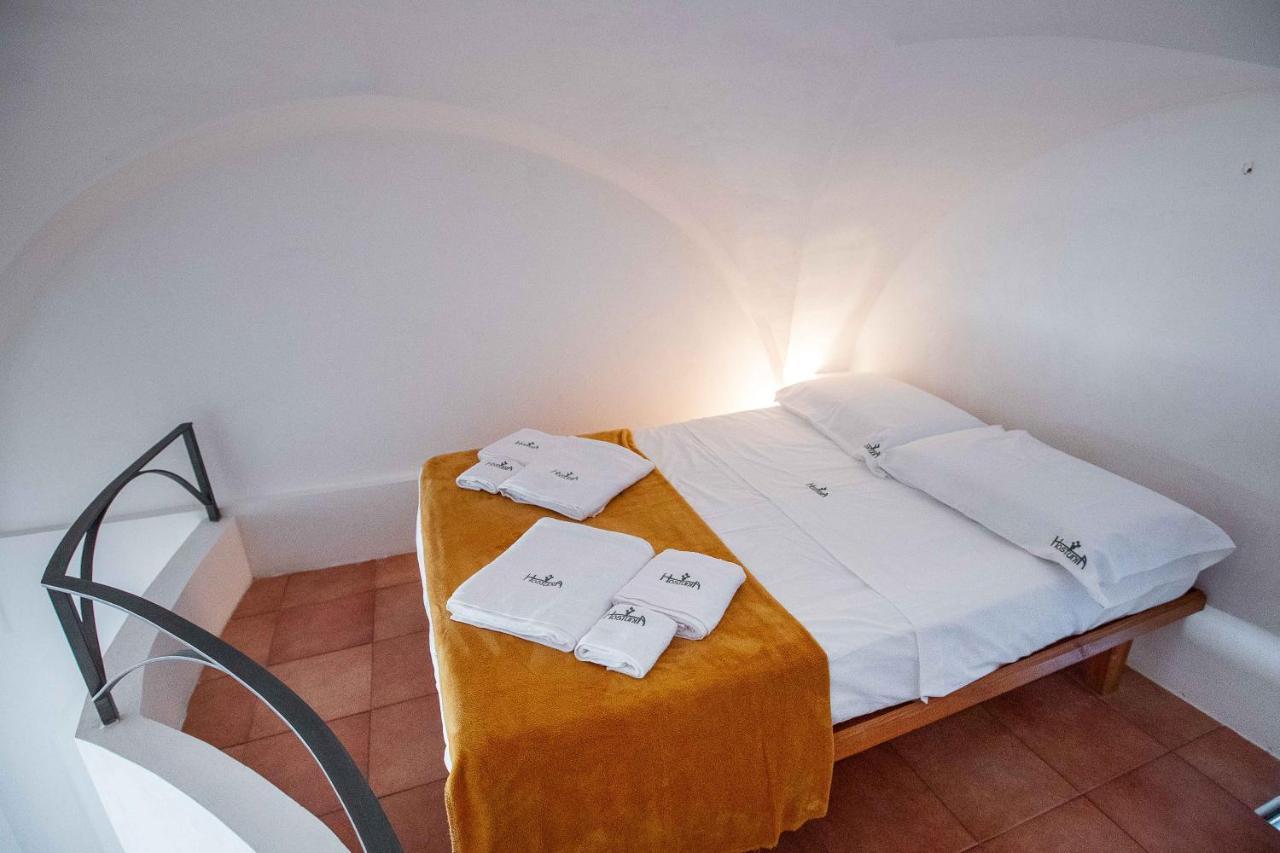 Hostunia Apartment Luaran gambar