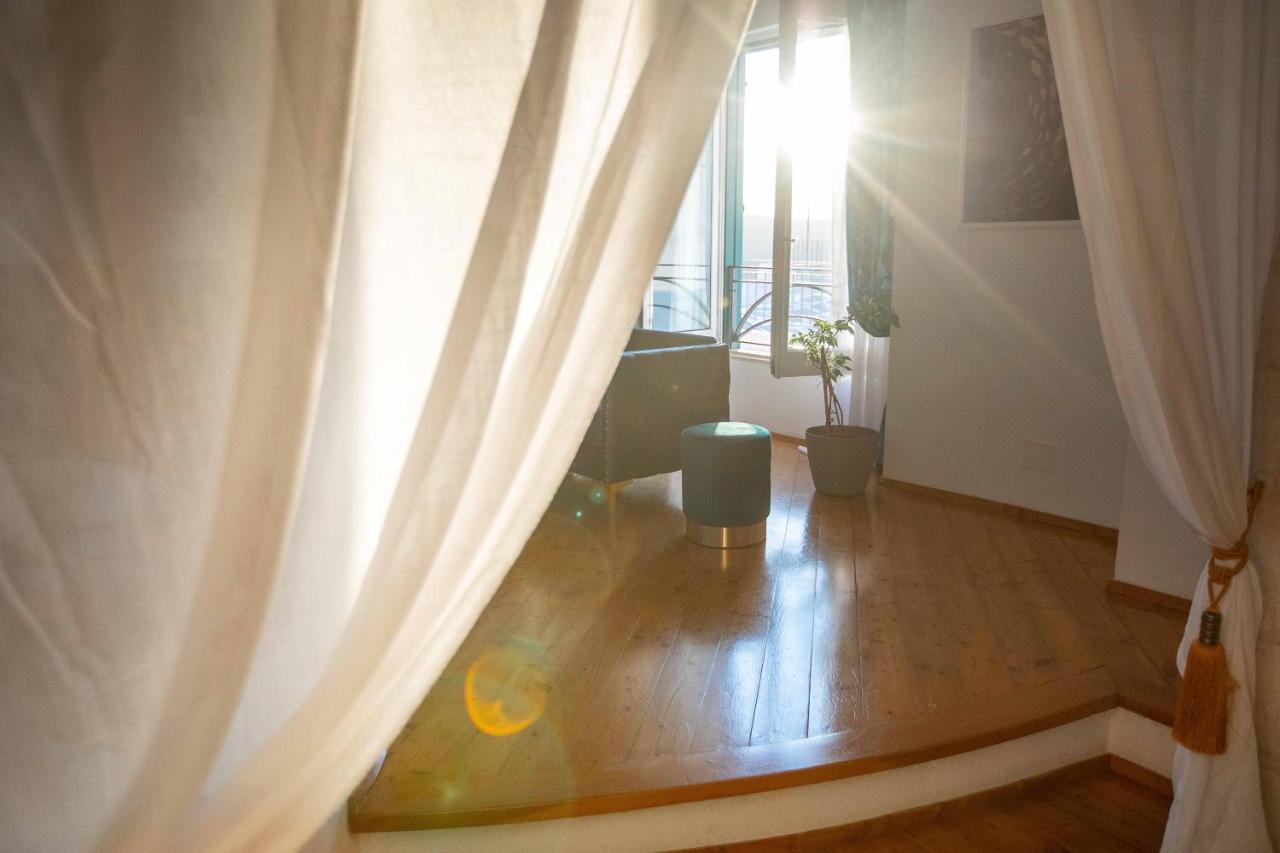 Hostunia Apartment Luaran gambar